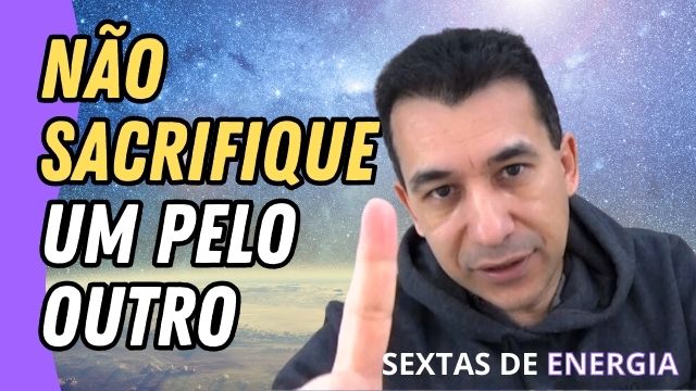 SUCESSO E FELICIDADE DE MÃOS DADAS